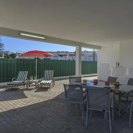 Flh Mira Flat With Pool *